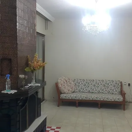 Paradise Beach Boutique טראבזון