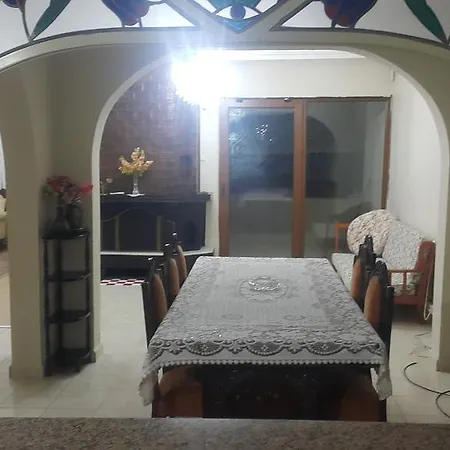 Paradise Beach Boutique דירה טראבזון